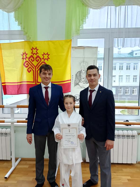 Тренертан кăна килмест