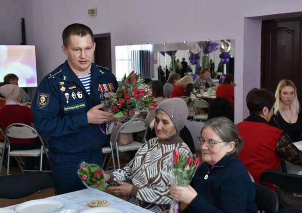 Весна пришла вместе с теплыми словами