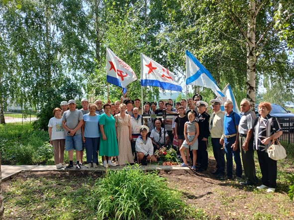 В честь моряков – земляков