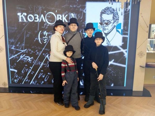 Зимняя дорога привела в музей