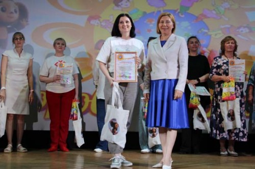 в хороводе дружбы