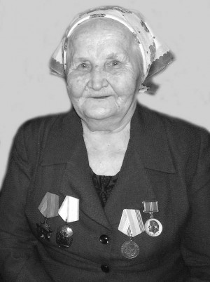 Станочница орденоносец